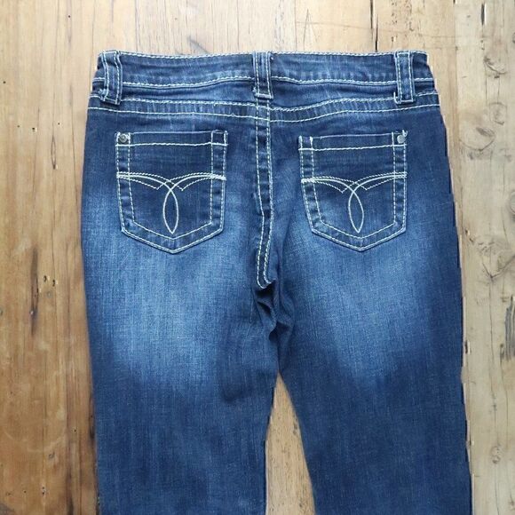 LOVE CULTURE DARK WASH STRETCH STRAIGHT CUT BLUE JEANS WOMENS JUNIOR SIZE 7 - Picture 7 of 10